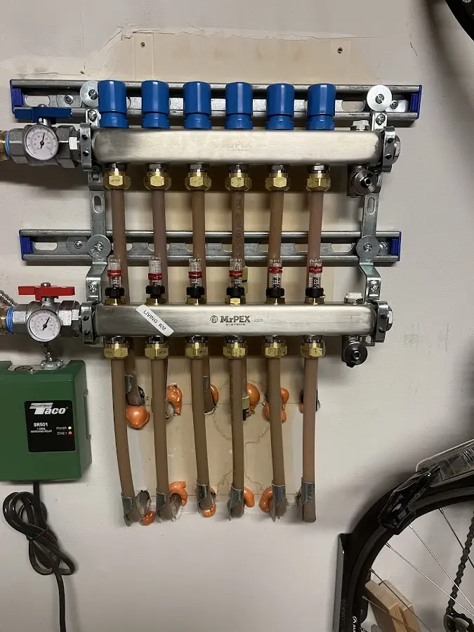 Plumber performing Leak Detection at a residential property in Esparto